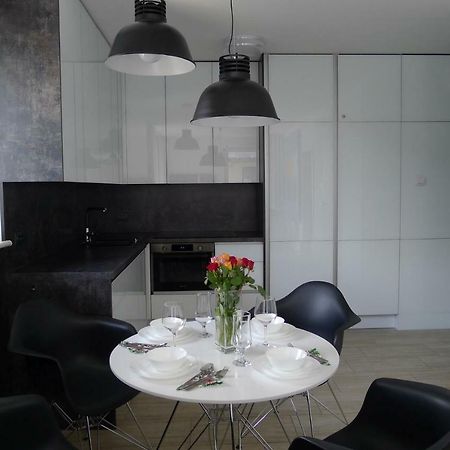 Impresja 42 Apartament Z Garazem Kołobrzeg Esterno foto