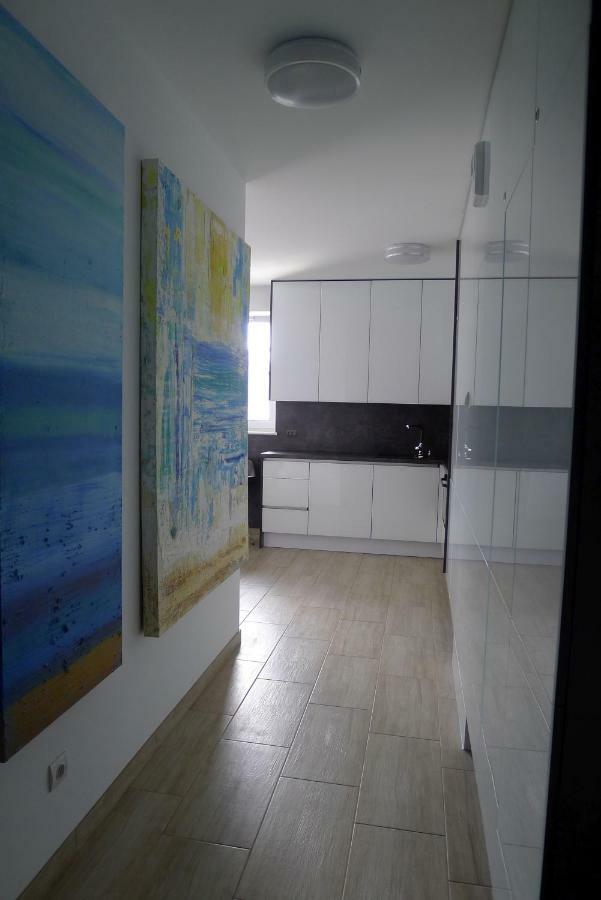 Impresja 42 Apartament Z Garazem Kołobrzeg Esterno foto
