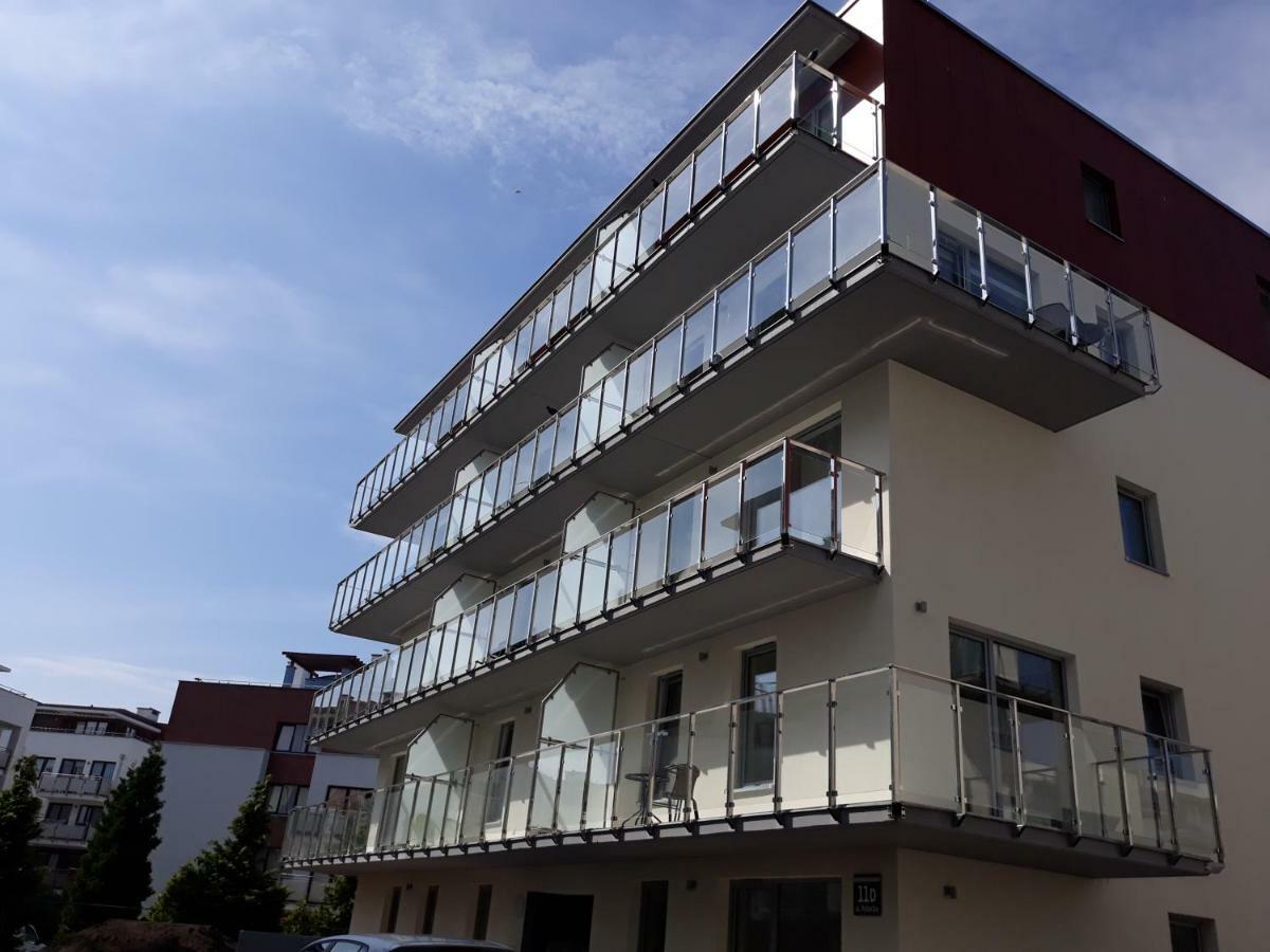 Impresja 42 Apartament Z Garazem Kołobrzeg Esterno foto