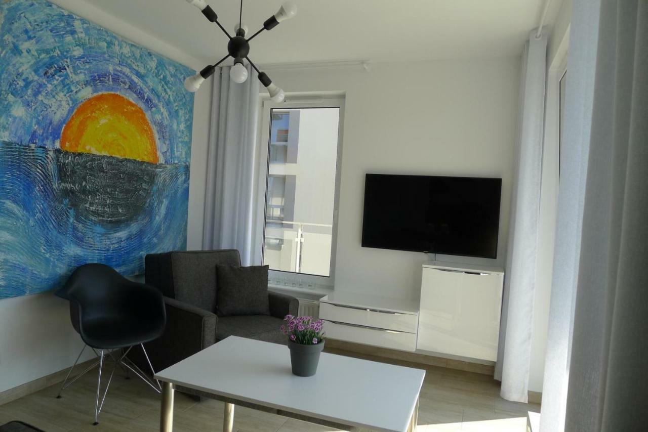 Impresja 42 Apartament Z Garazem Kołobrzeg Esterno foto
