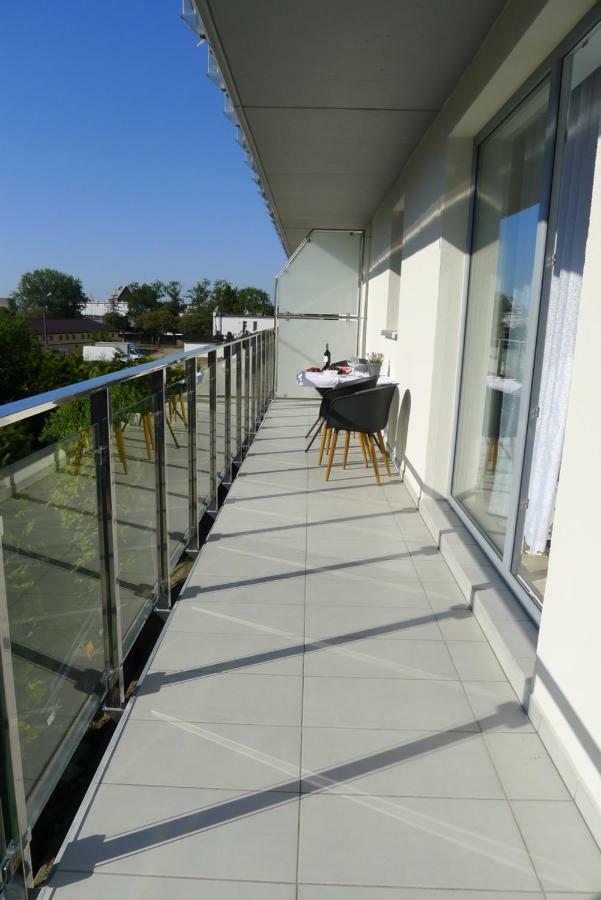 Impresja 42 Apartament Z Garazem Kołobrzeg Esterno foto