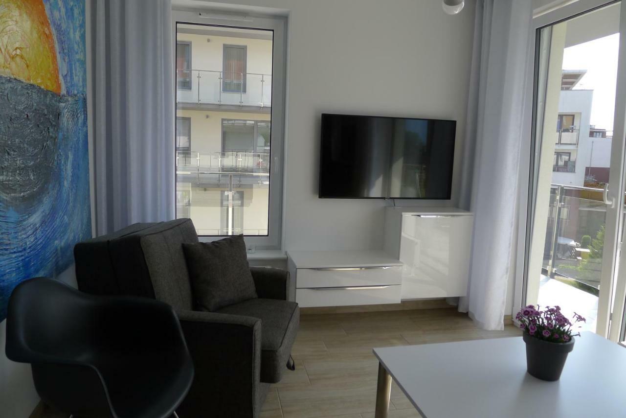 Impresja 42 Apartament Z Garazem Kołobrzeg Esterno foto